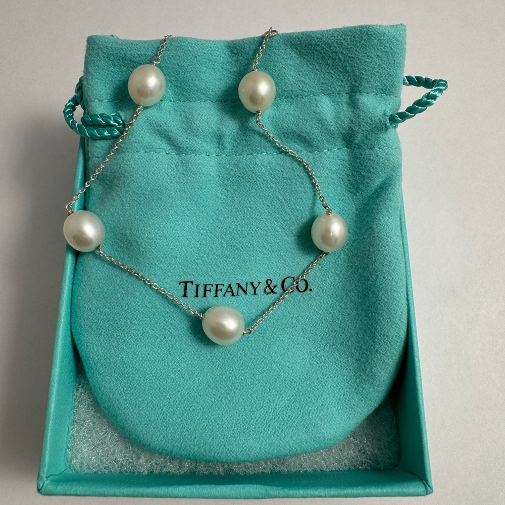 100% Authentic Tiffany & Co. Elsa Peretti Sterling Silver 5 Pearl Bracelet 7.75”